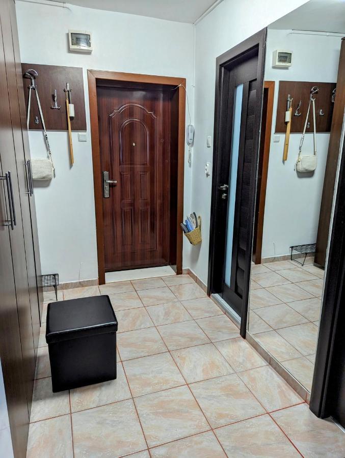 Sebastian Studio Apartment Bucarest Esterno foto